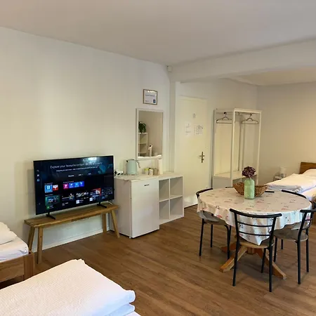 Habitación en casa particular Downtown Family&friends